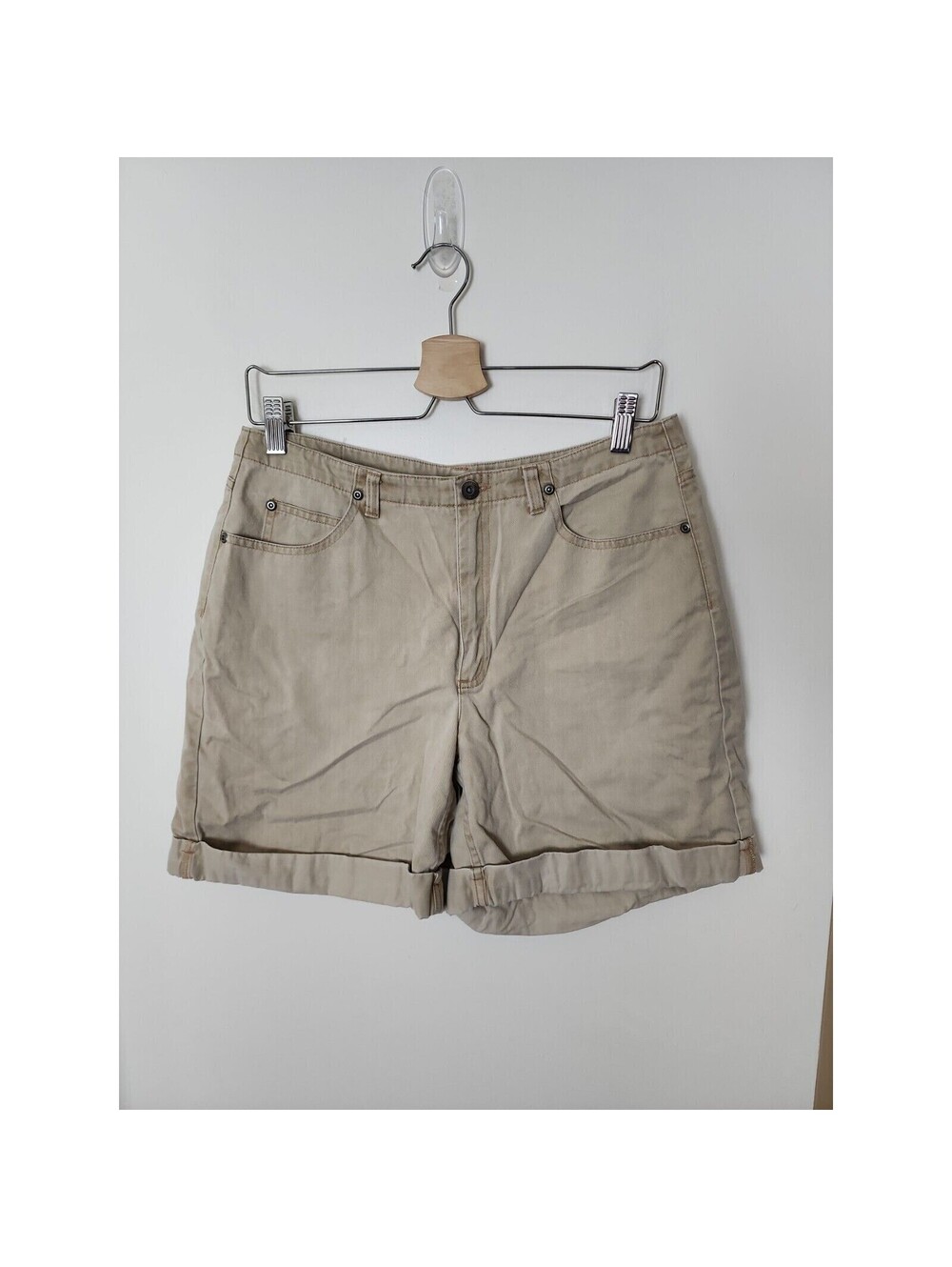 Liz Claiborne Vintage Women's Size 12p Khaki Shorts Cuffed High Waist